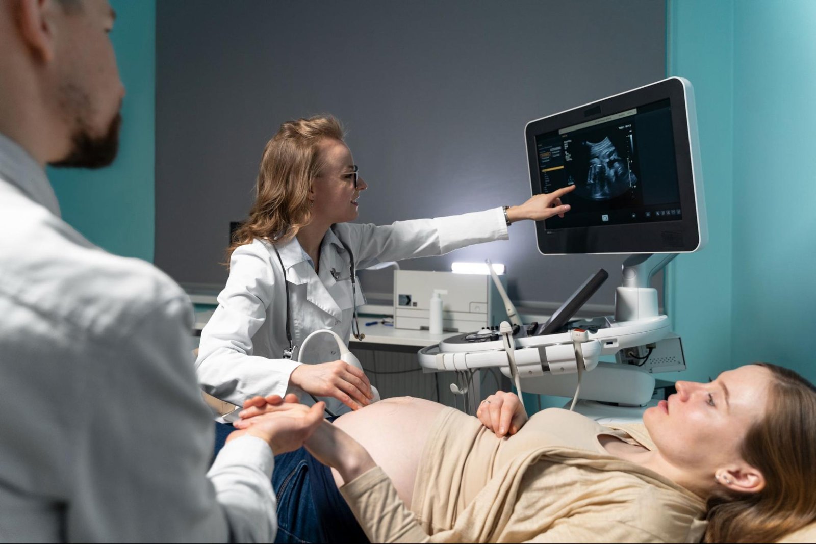 Inflammation impact on female reproductive system
